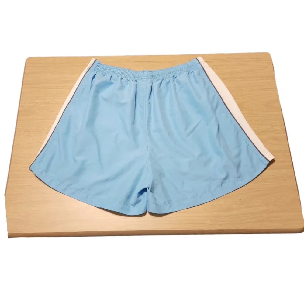 Wilson Exercise Shorts - Picture 2 of 7